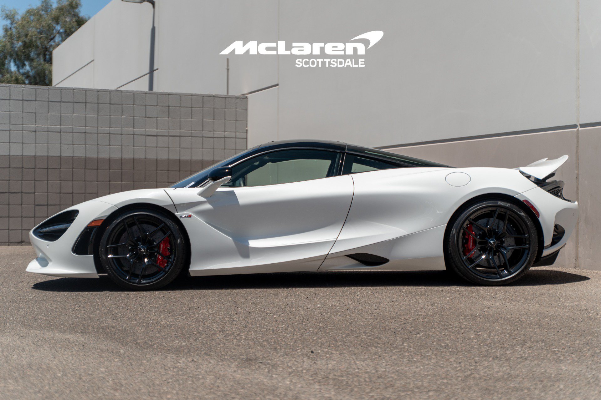 Used 2024 McLaren 750S 3