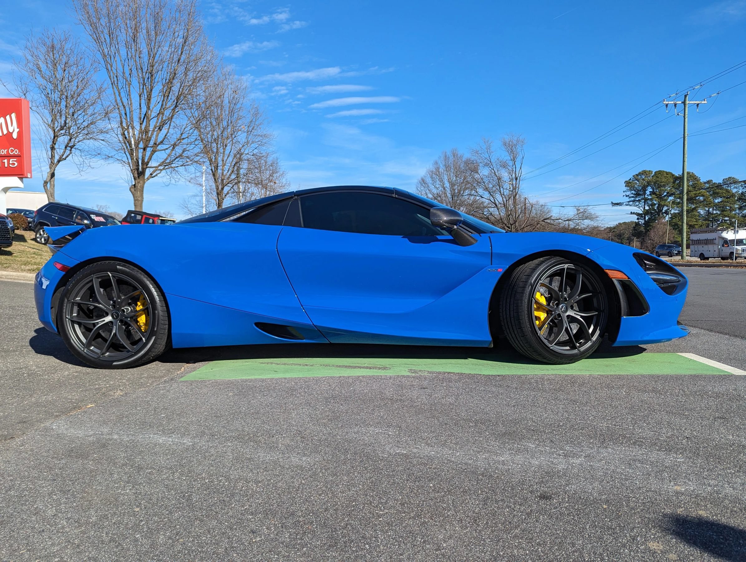 Used 2021 McLaren 720S Luxury photo 10