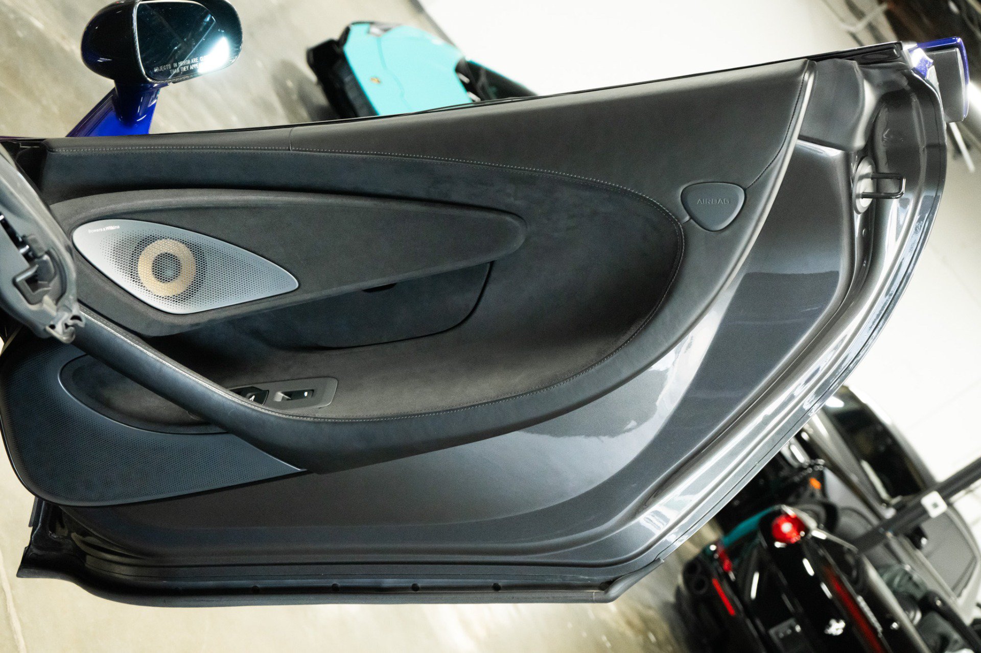 Used 2020 McLaren 600LT Spider photo 38
