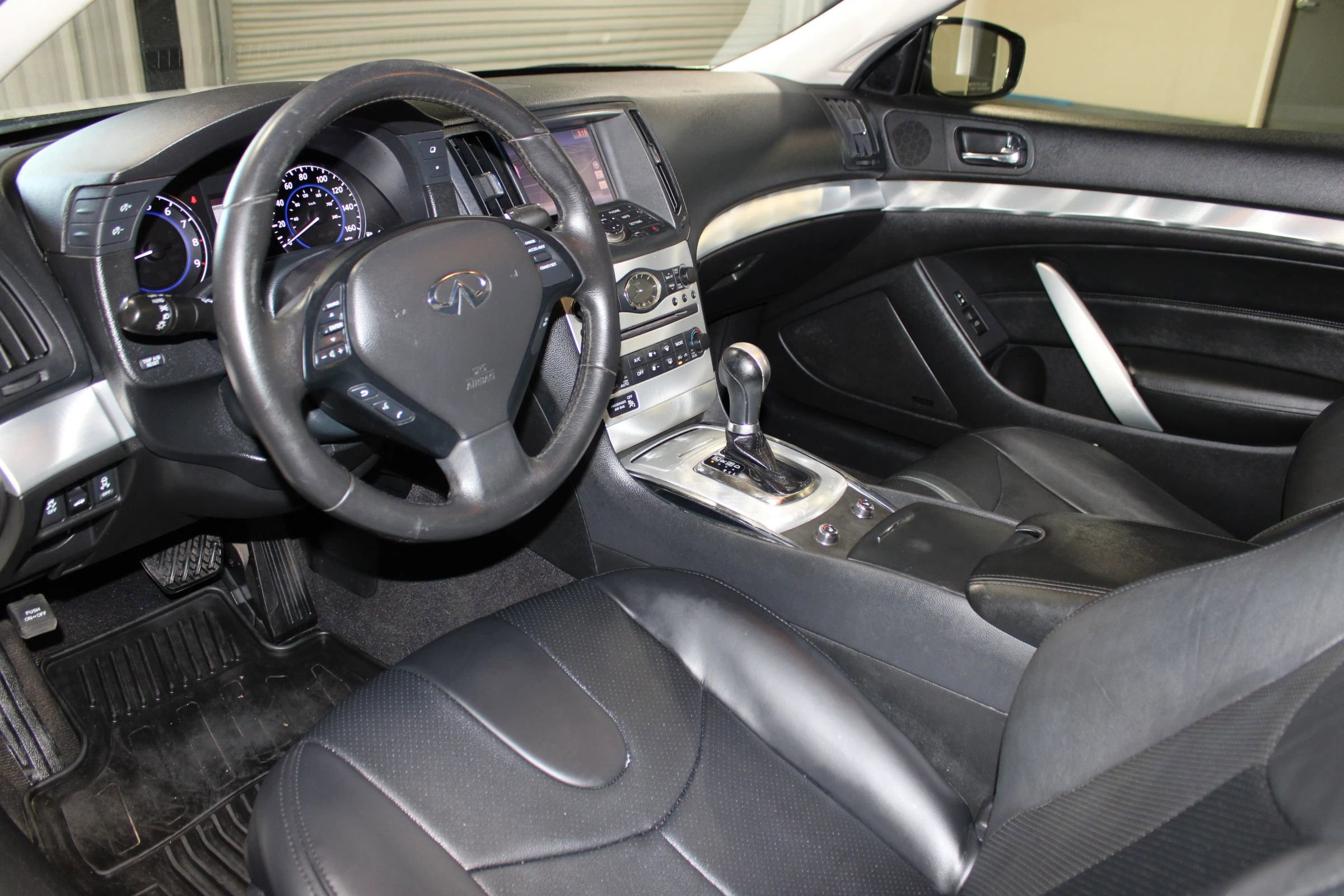 2014 INFINITI Q60 Journey