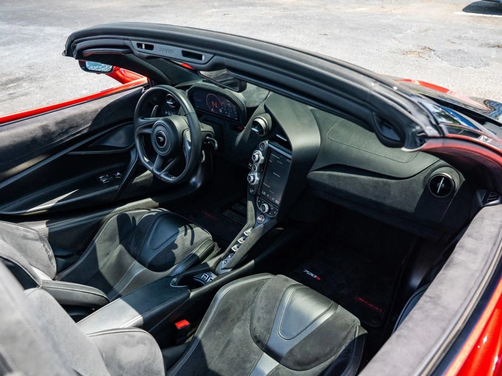 Used 2020 McLaren 720S Spider photo 43