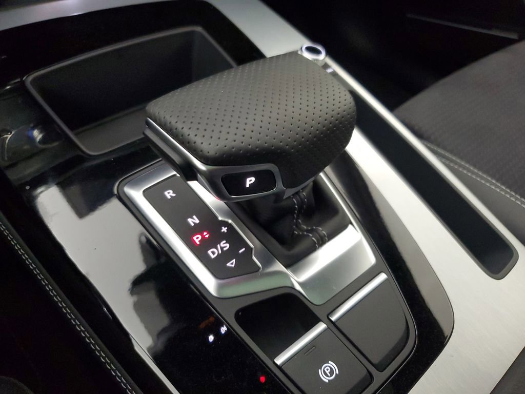 2024 Audi Q5 e Prestige