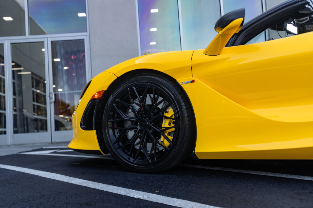 Used 2021 McLaren 720S Luxury photo 21
