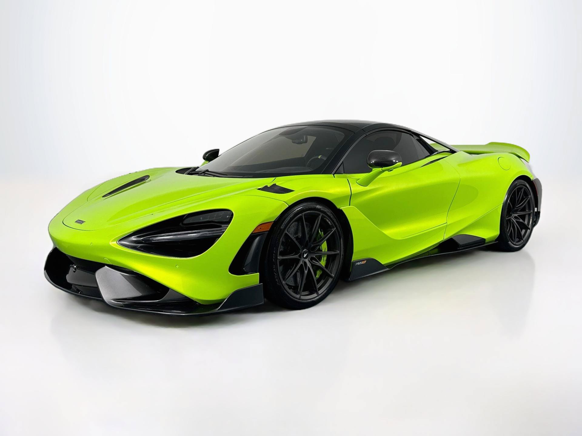 Used 2022 McLaren 765LT photo 84