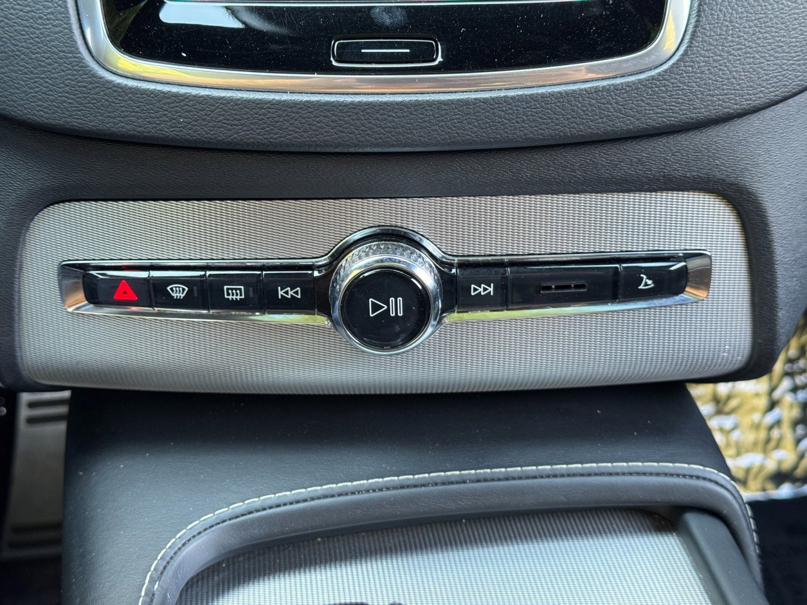 2019 Volvo Xc90 T6 R-Design