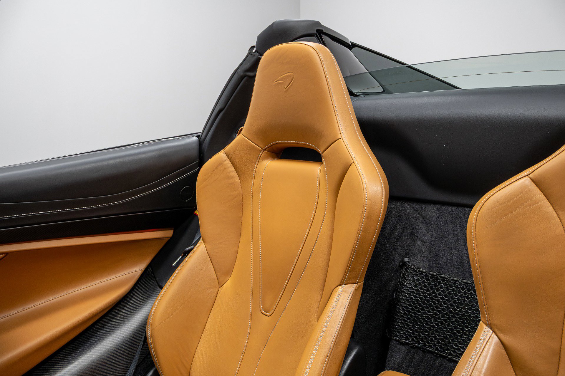 Used 2019 McLaren 720S Luxury photo 14