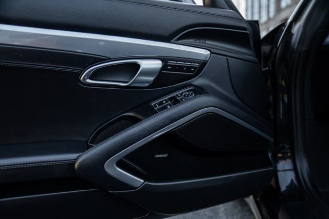 2019 Porsche 911 Carrera