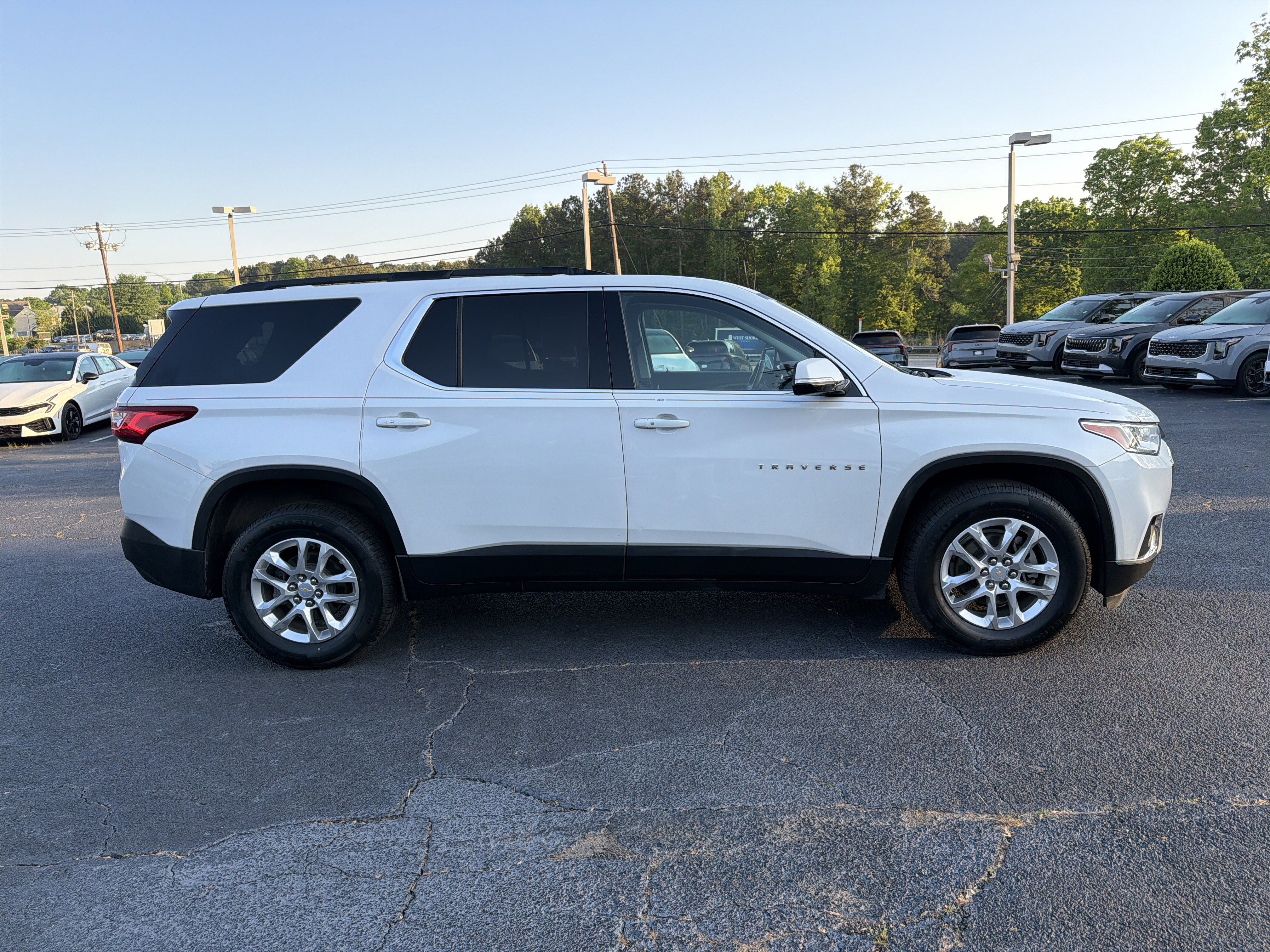 2020 Chevrolet Traverse LT