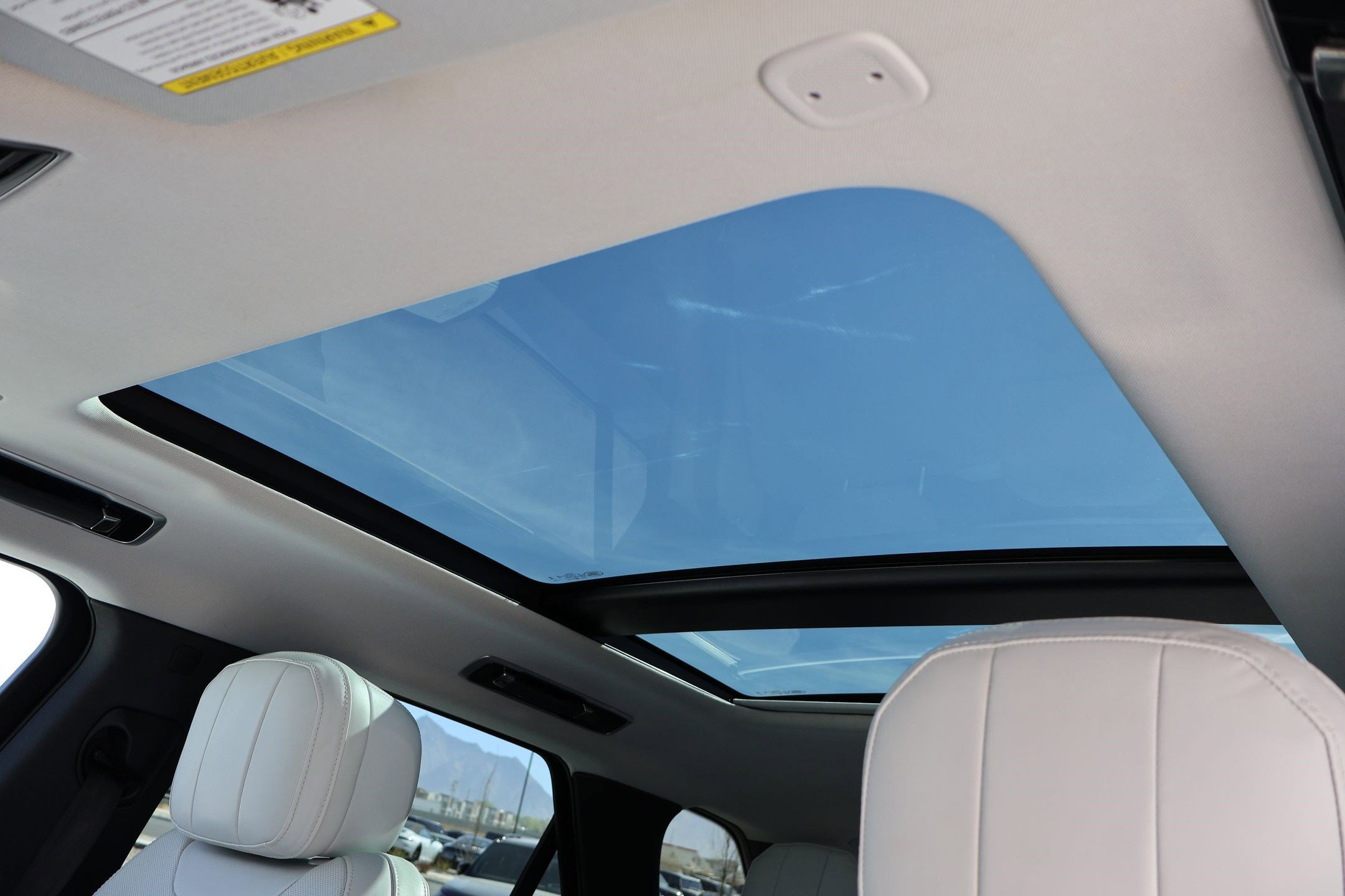 2023 Land Rover Range Rover Sport SE