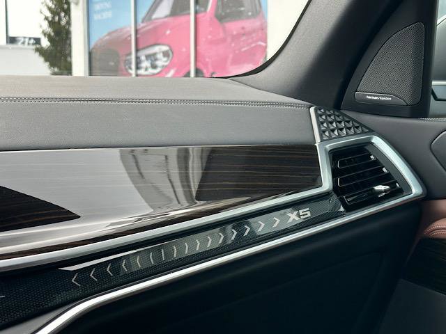 2024 BMW X5 xDrive50e