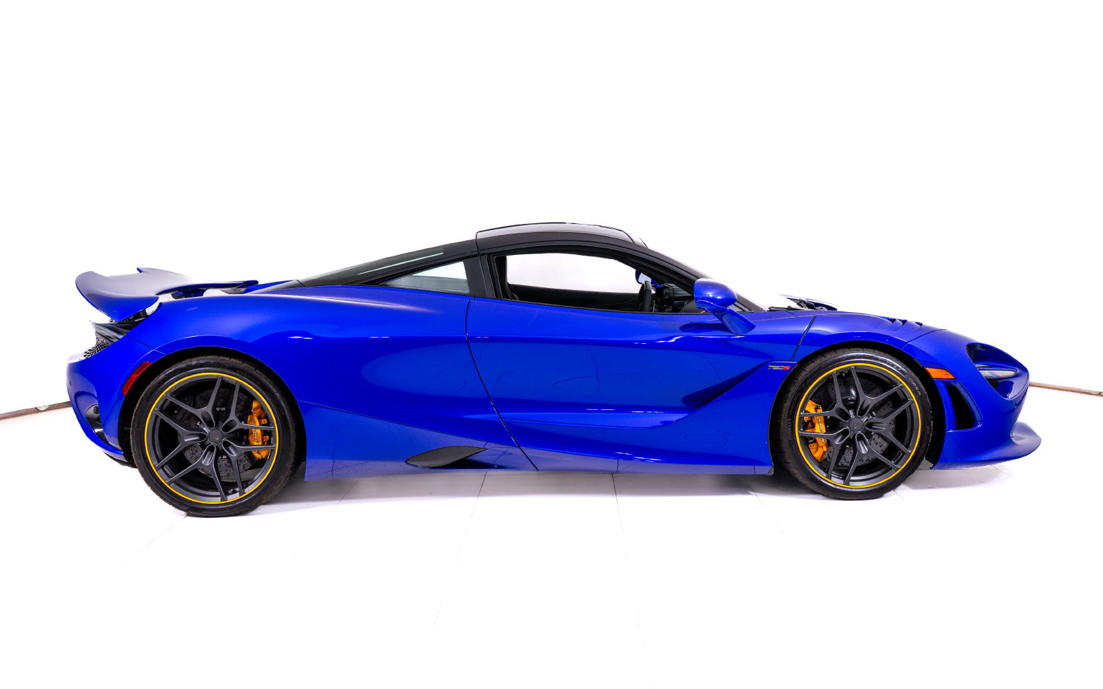 New 2025 McLaren 750S photo 6