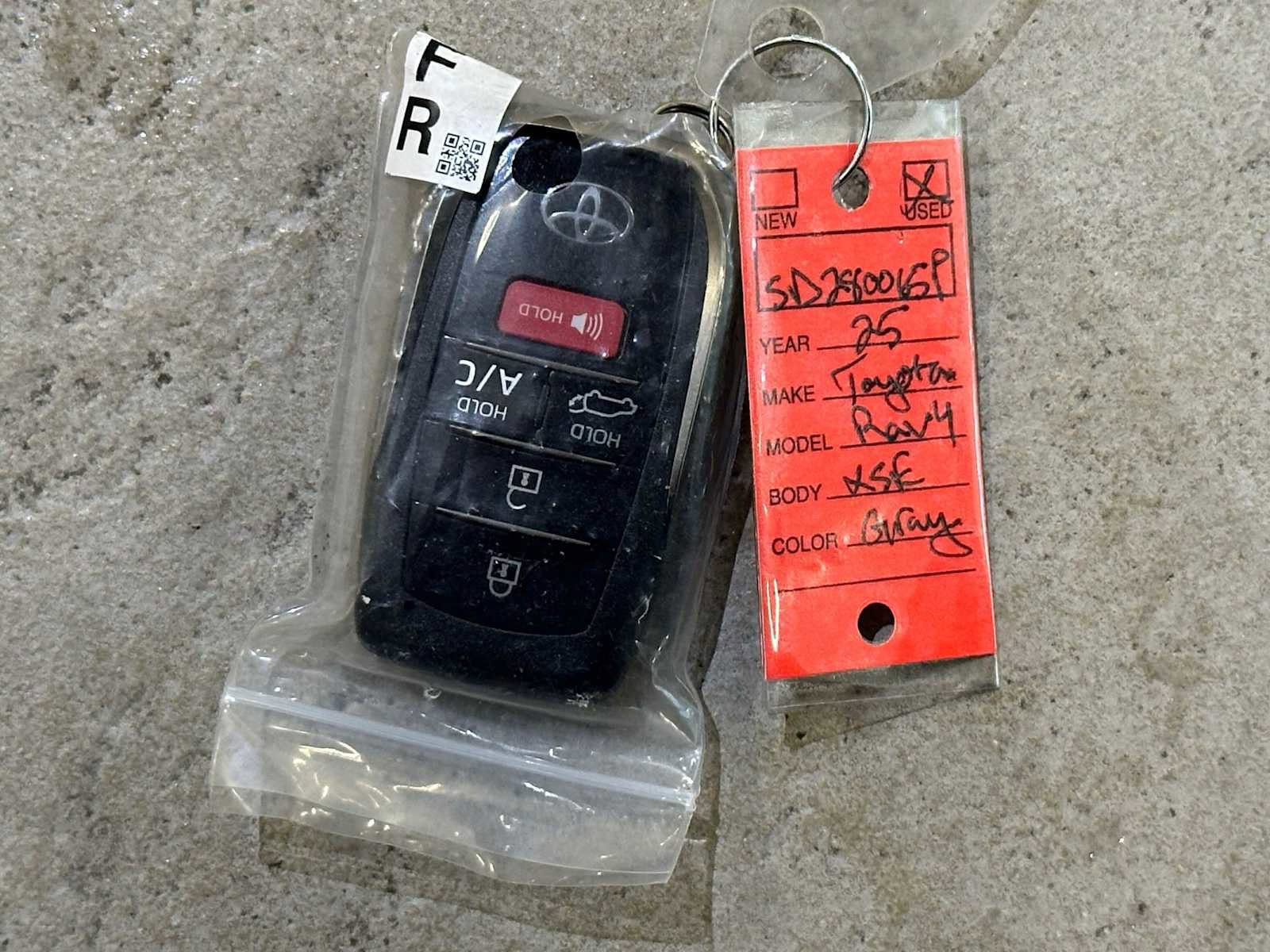 2025 Toyota RAV4 XSE