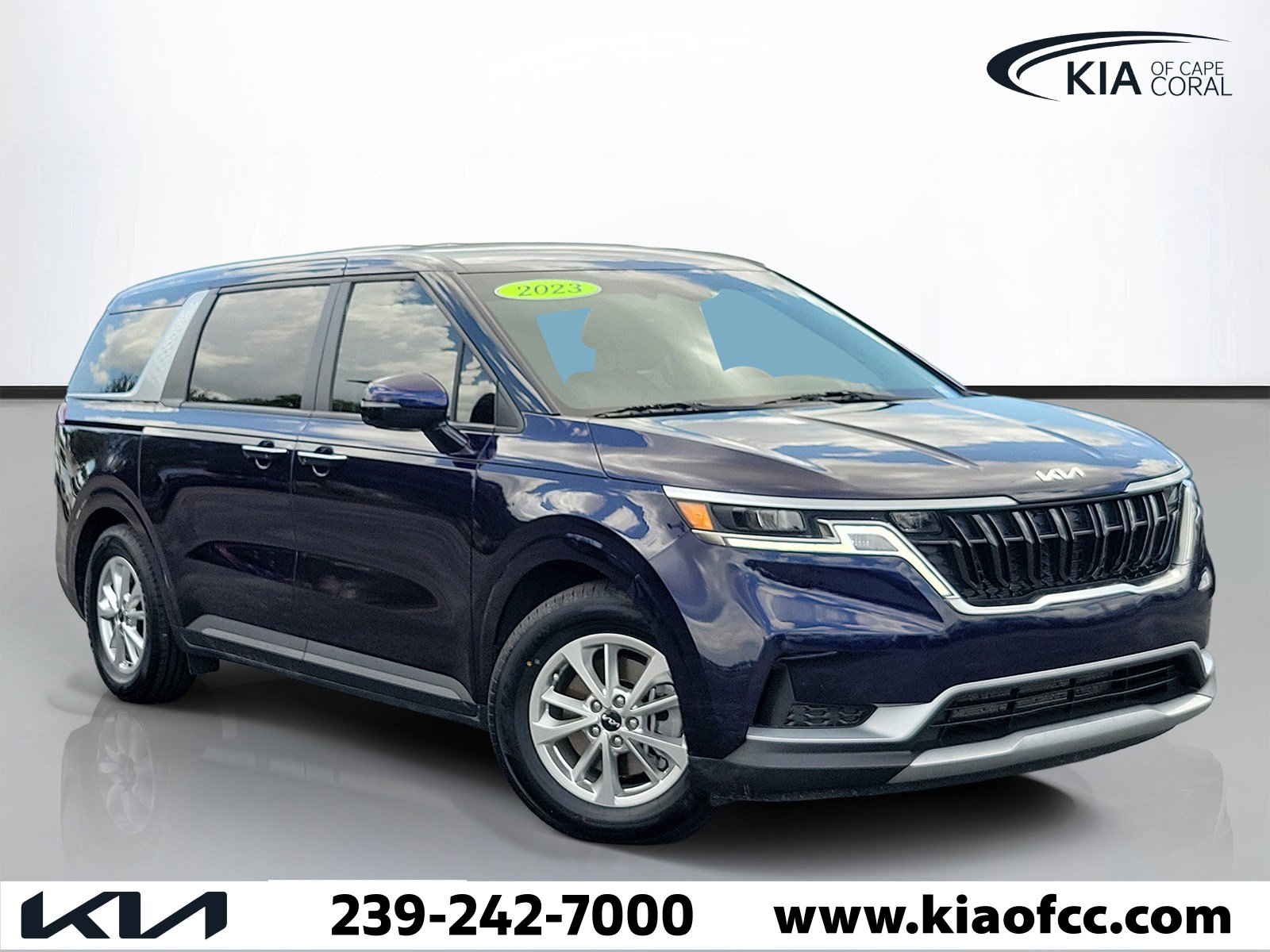 Certified 2023 Kia Carnival LX