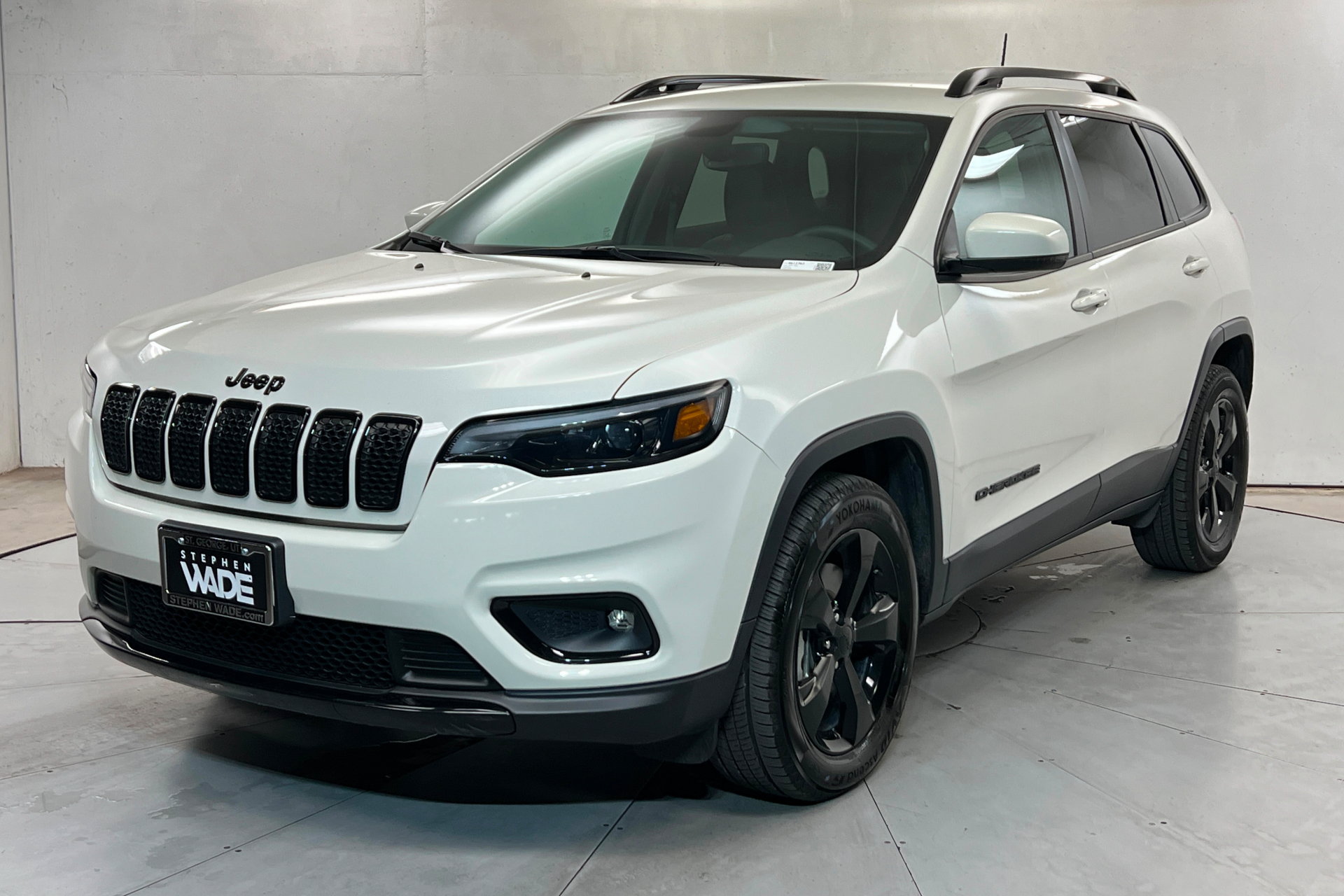 Used 2019 Jeep Cherokee Latitude Plus