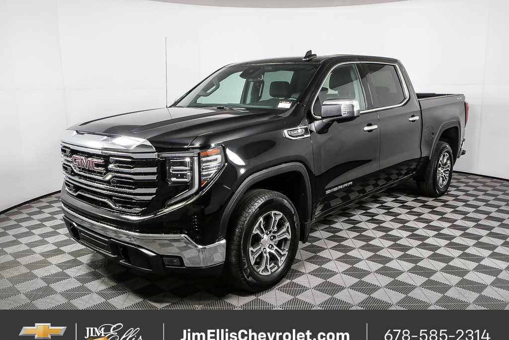 2025 GMC Sierra 1500 SLT