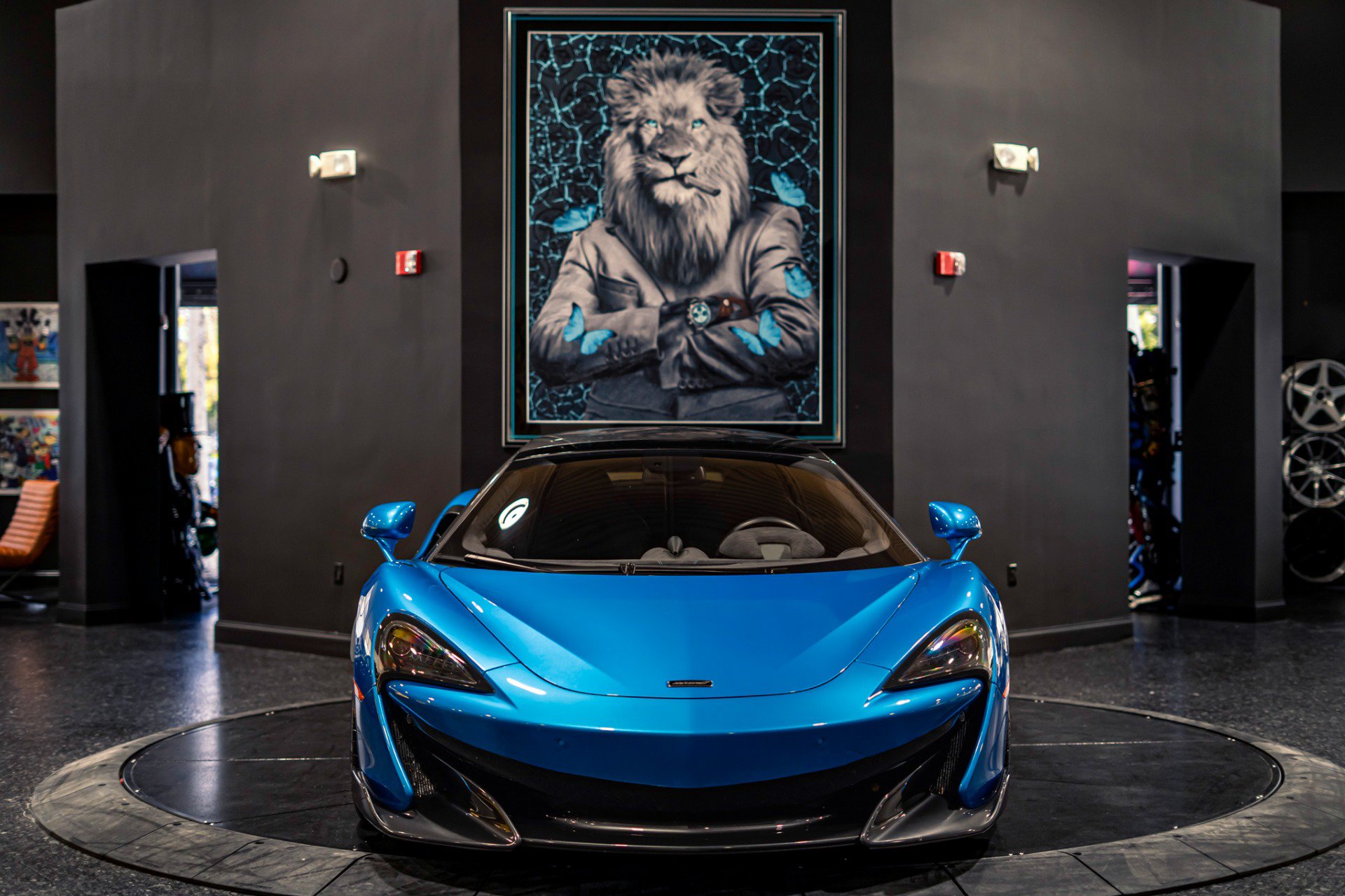 Used 2020 McLaren 600LT Spider photo 35