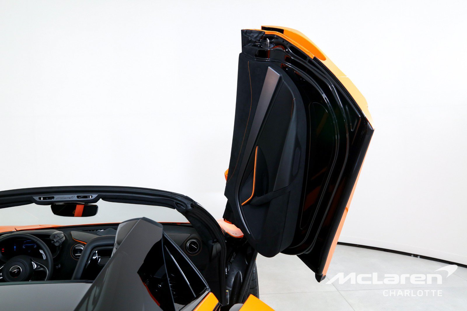 Used 2026 McLaren 750S Spider photo 18