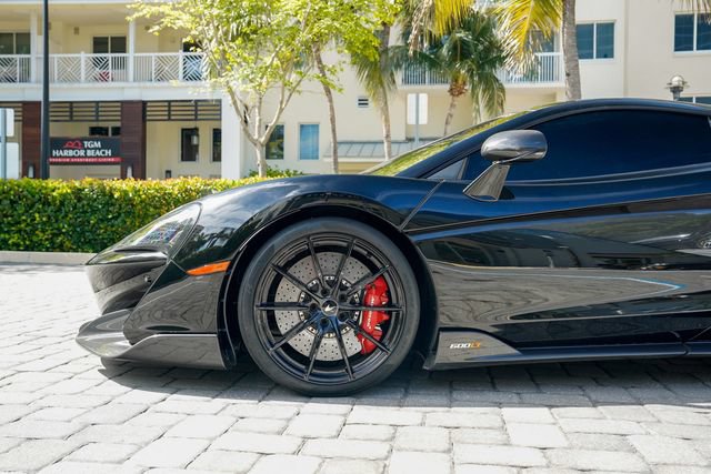 Used 2019 McLaren 600LT photo 13