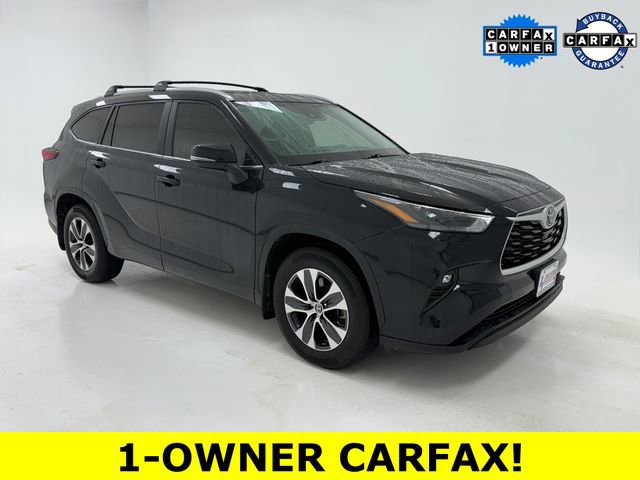 Used 2023 Toyota Highlander XLE