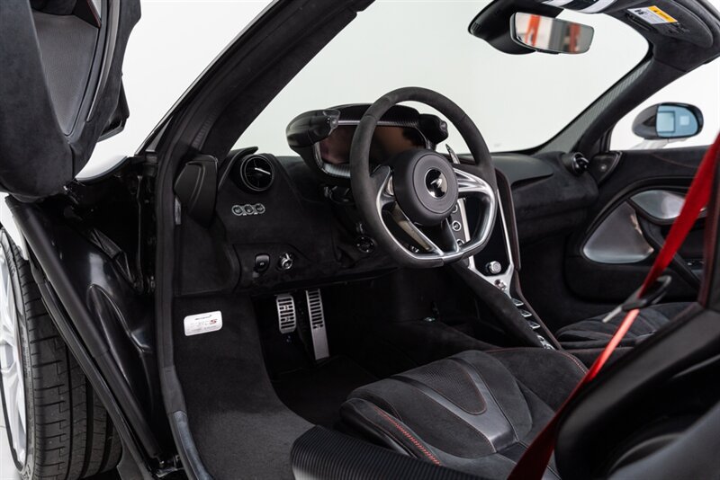 Used 2024 McLaren 750S Spider photo 87