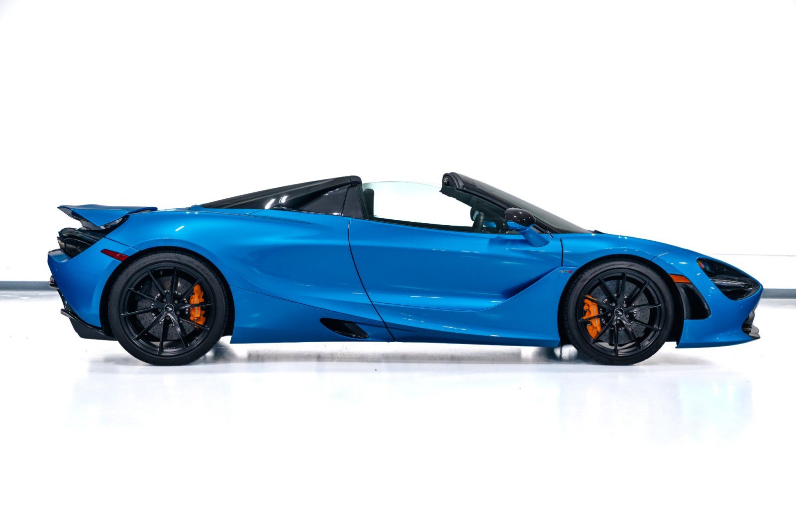Used 2022 McLaren 720S Performance photo 10