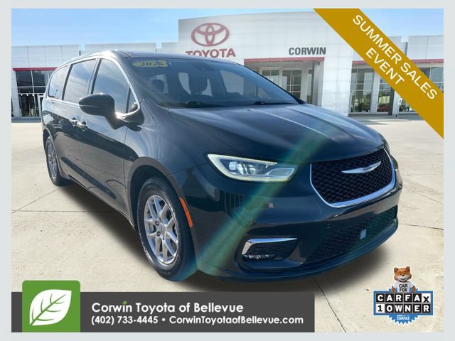 Used 2023 Chrysler Pacifica Touring-L