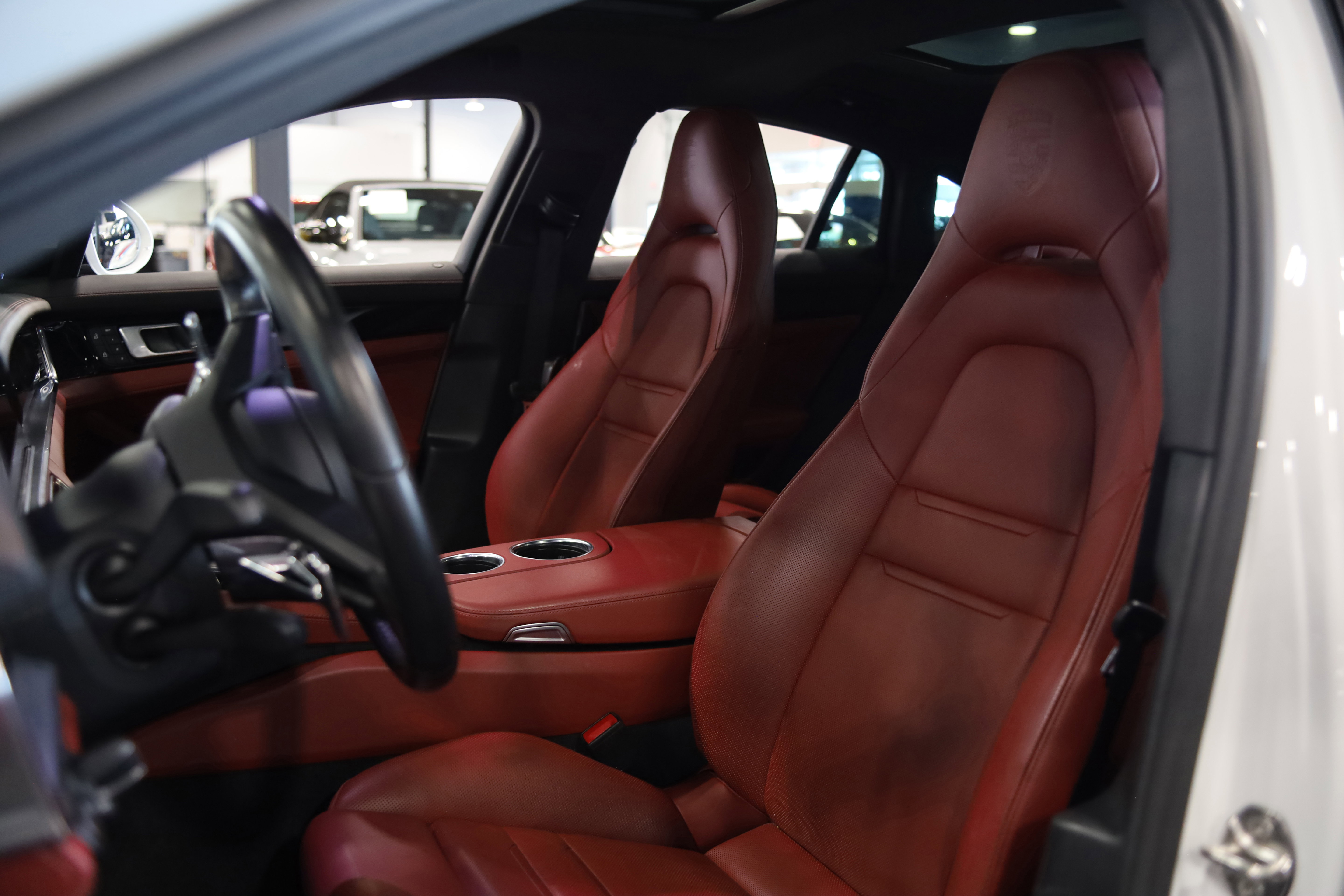 2022 Porsche Panamera 4