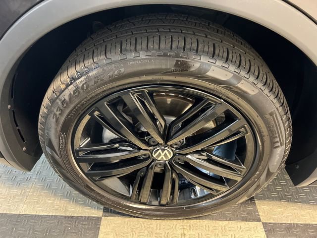 2022 Volkswagen Tiguan SE R-Line