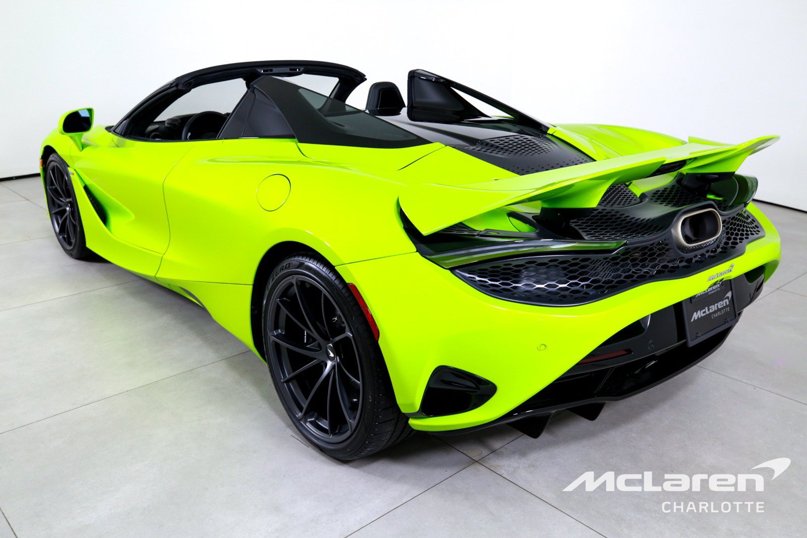 New 2027 McLaren 750S Spider photo 8