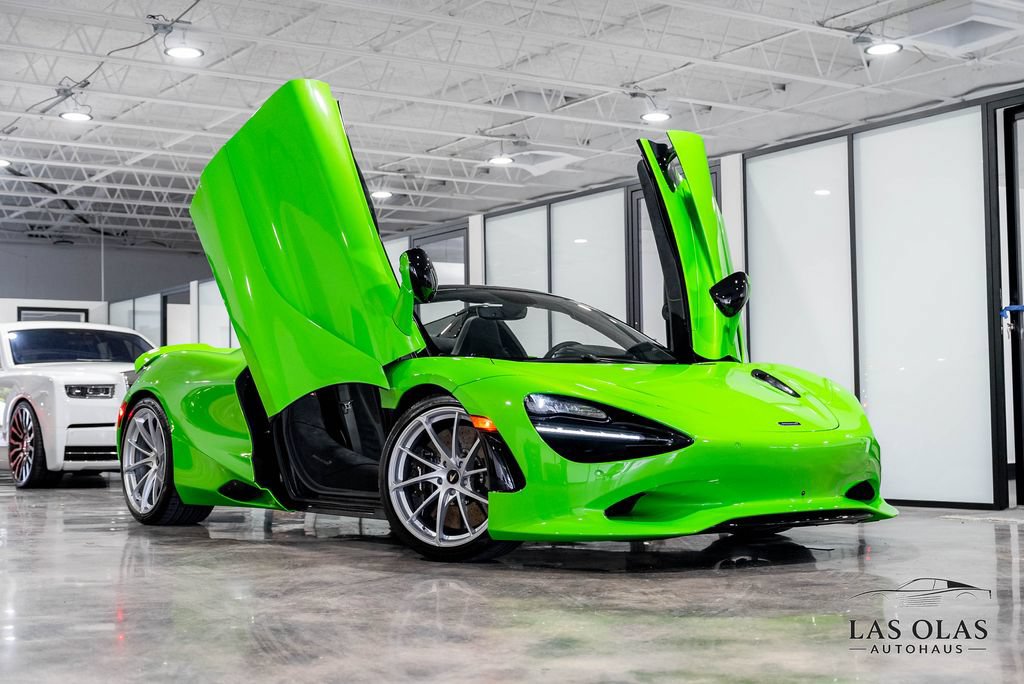 Used 2026 McLaren 750S Spider photo 7