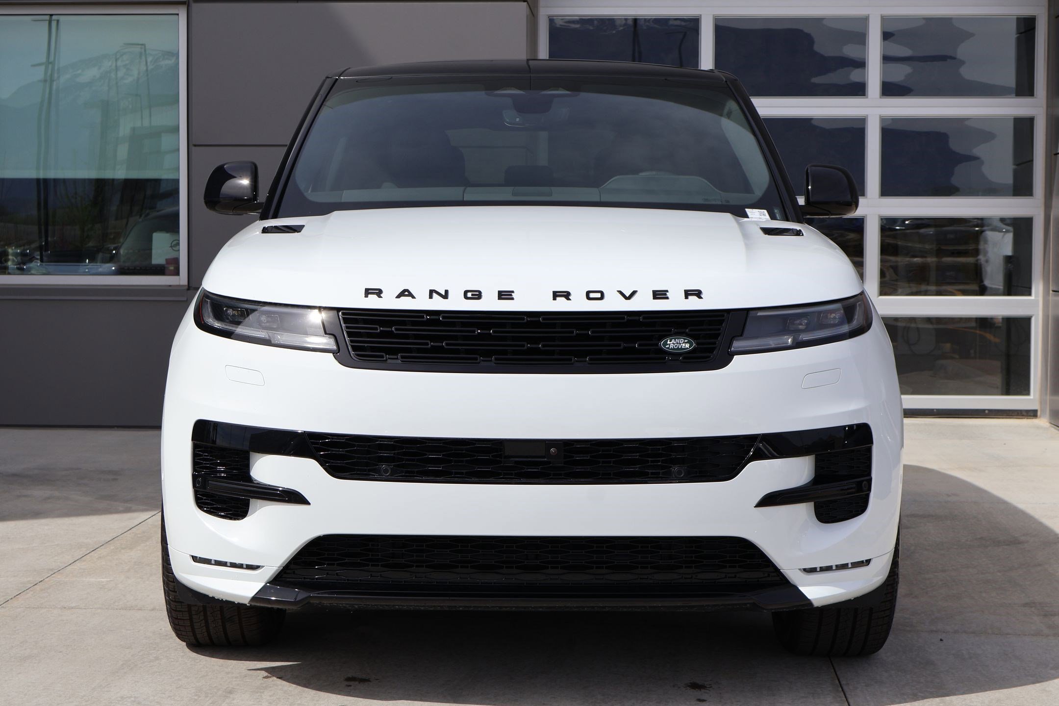 2026 Land Rover Range Rover Sport Dynamic SE