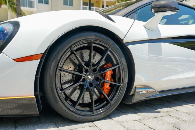 Used 2019 McLaren 600LT photo 43