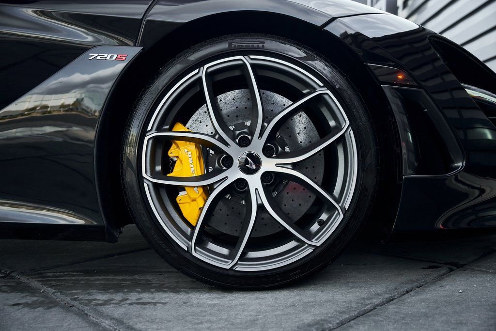 Used 2021 McLaren 720S photo 30