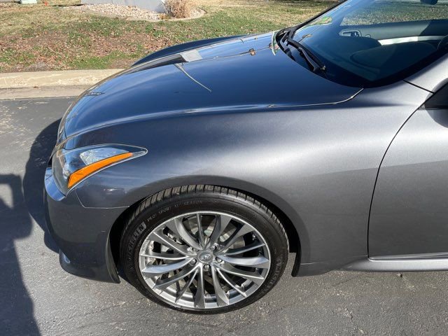 2012 INFINITI G37 Sport