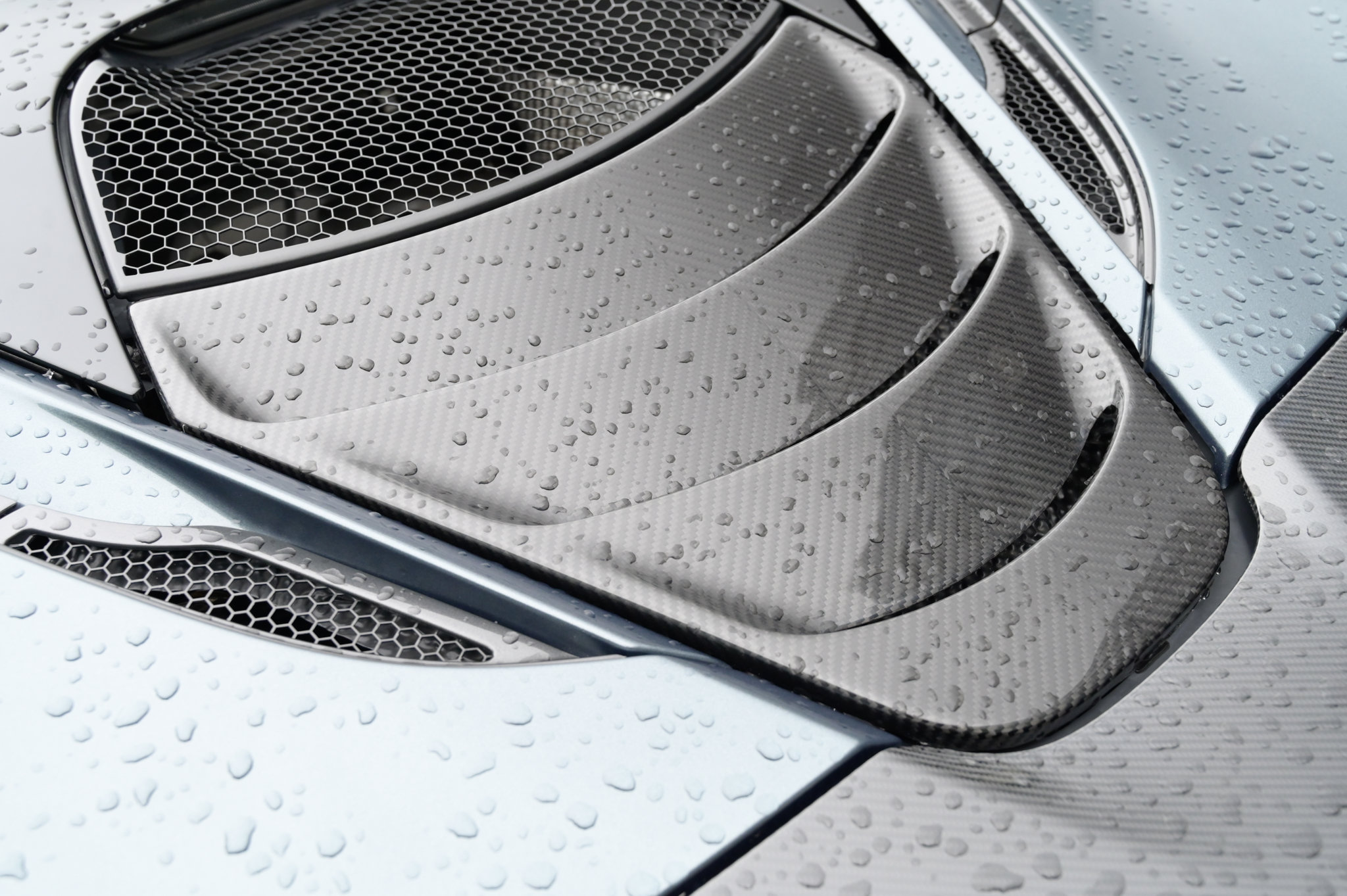 Used 2018 McLaren 720S Luxury photo 34