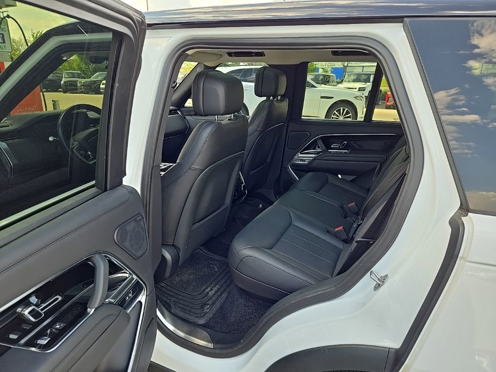 2022 Land Rover Range Rover SE