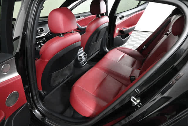 2018 Kia Stinger GT1