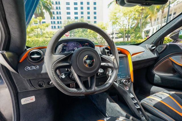 Used 2018 McLaren 720S Performance photo 66