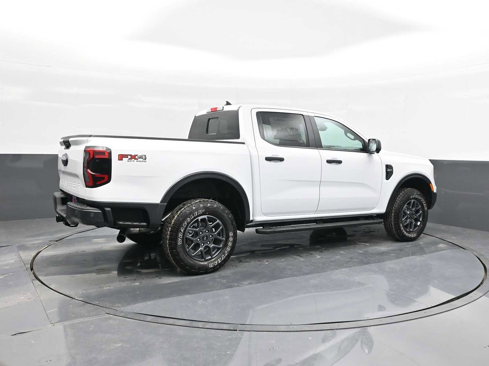 Used 2024 Ford Ranger XLT w/ Technology Package