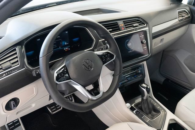 2022 Volkswagen Tiguan SE R-Line