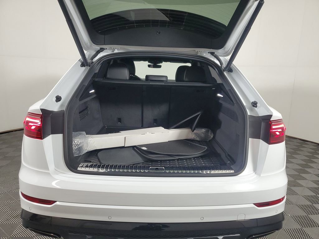 2026 Audi Q8 Prestige