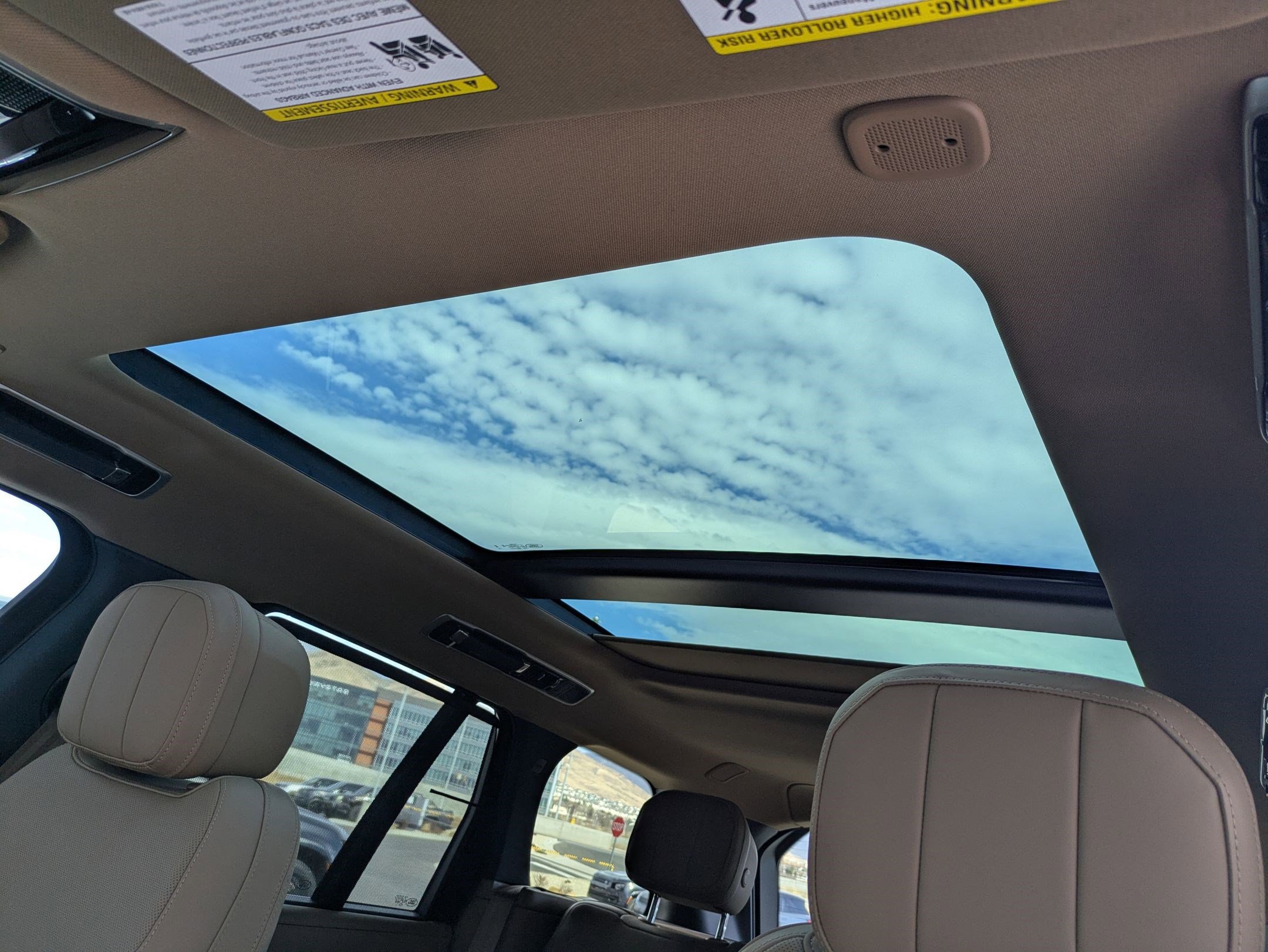 2023 Land Rover Range Rover SE