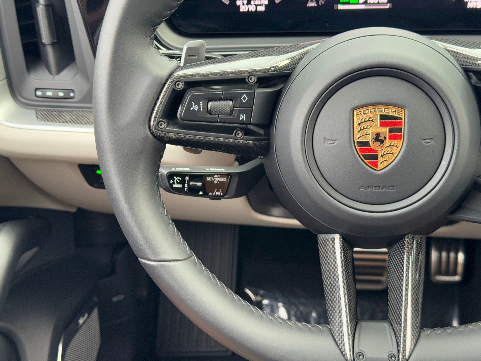 2024 Porsche Cayenne Turbo