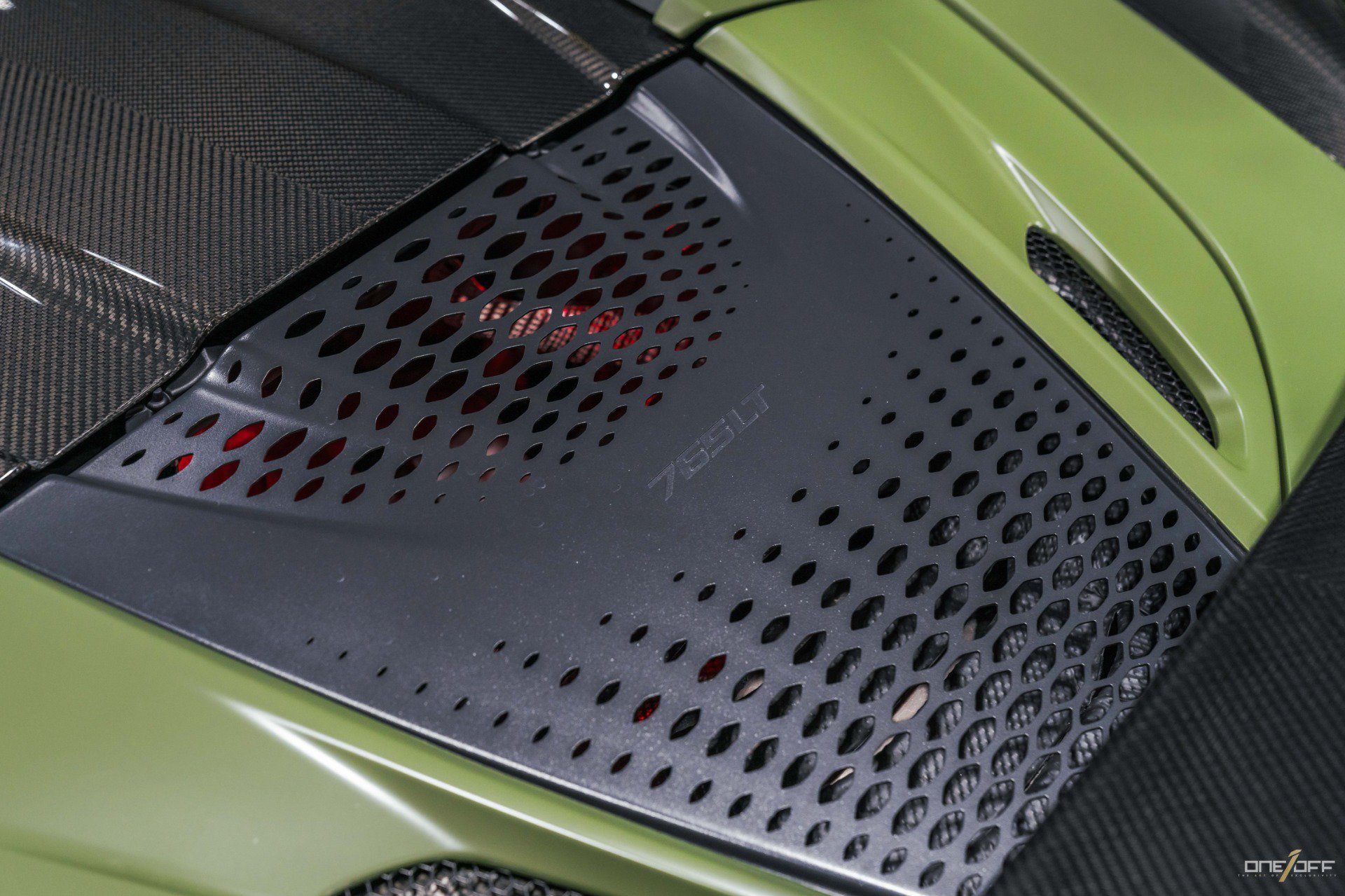 Used 2022 McLaren 765LT photo 17