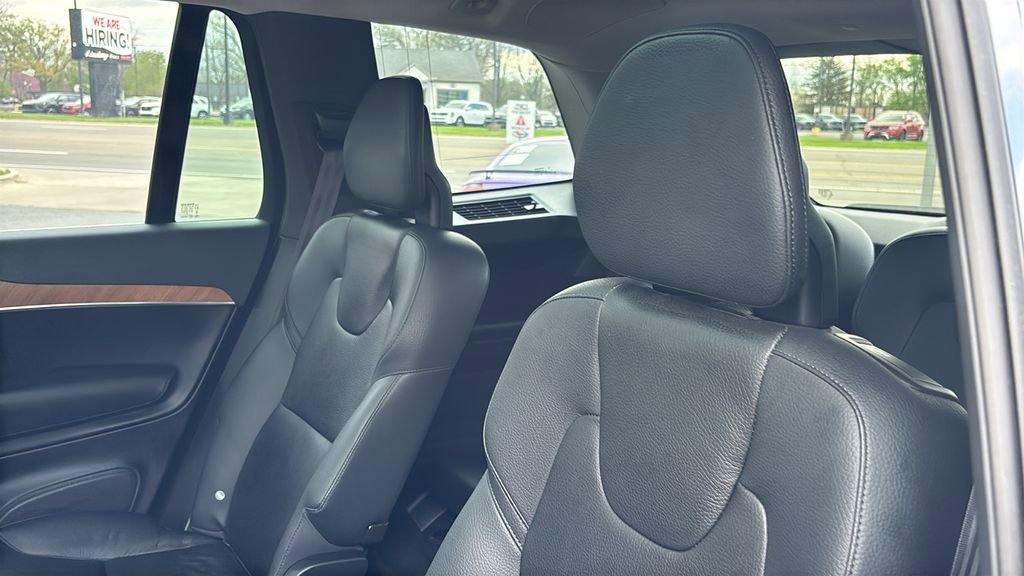 2023 Volvo Xc90 B6 Plus