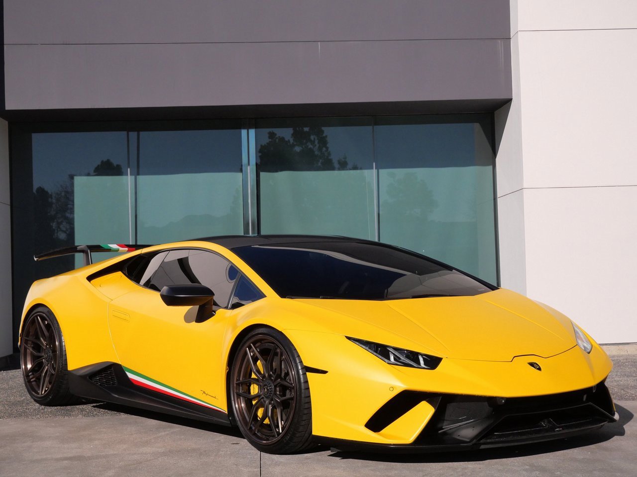 Used 2018 Lamborghini Huracan Performante