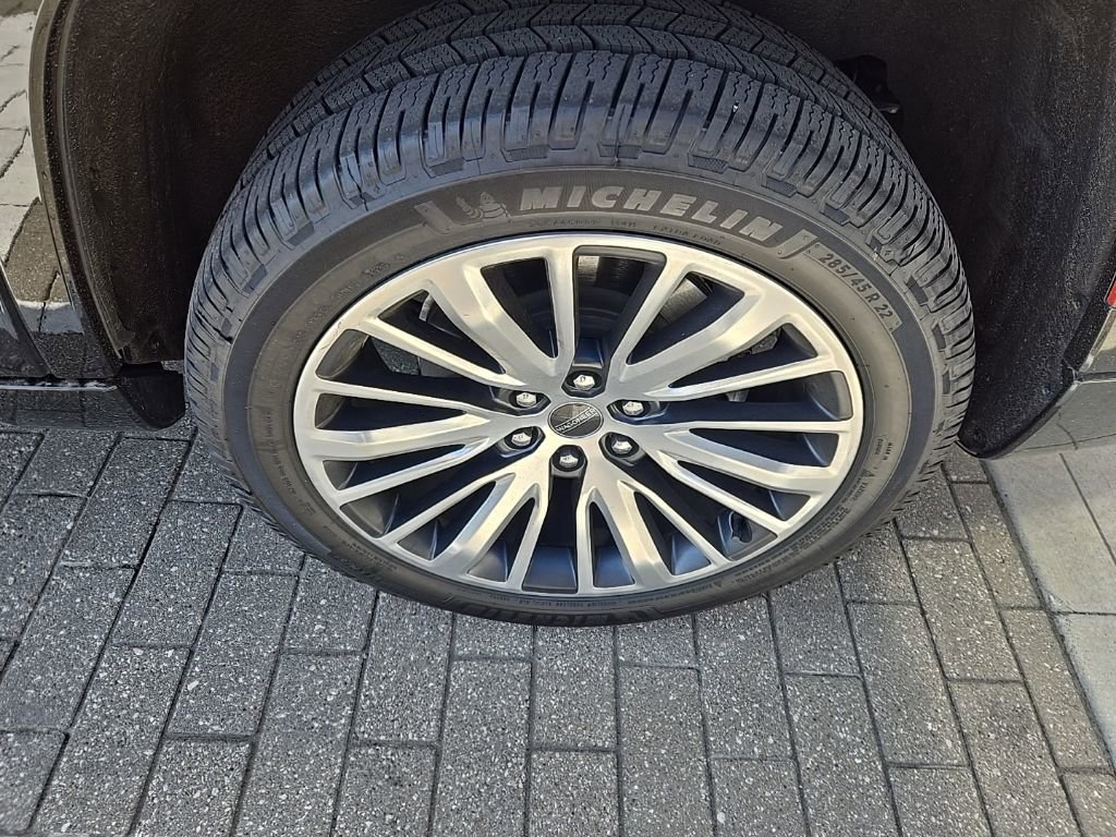 2023 Jeep Grand Wagoneer Series III