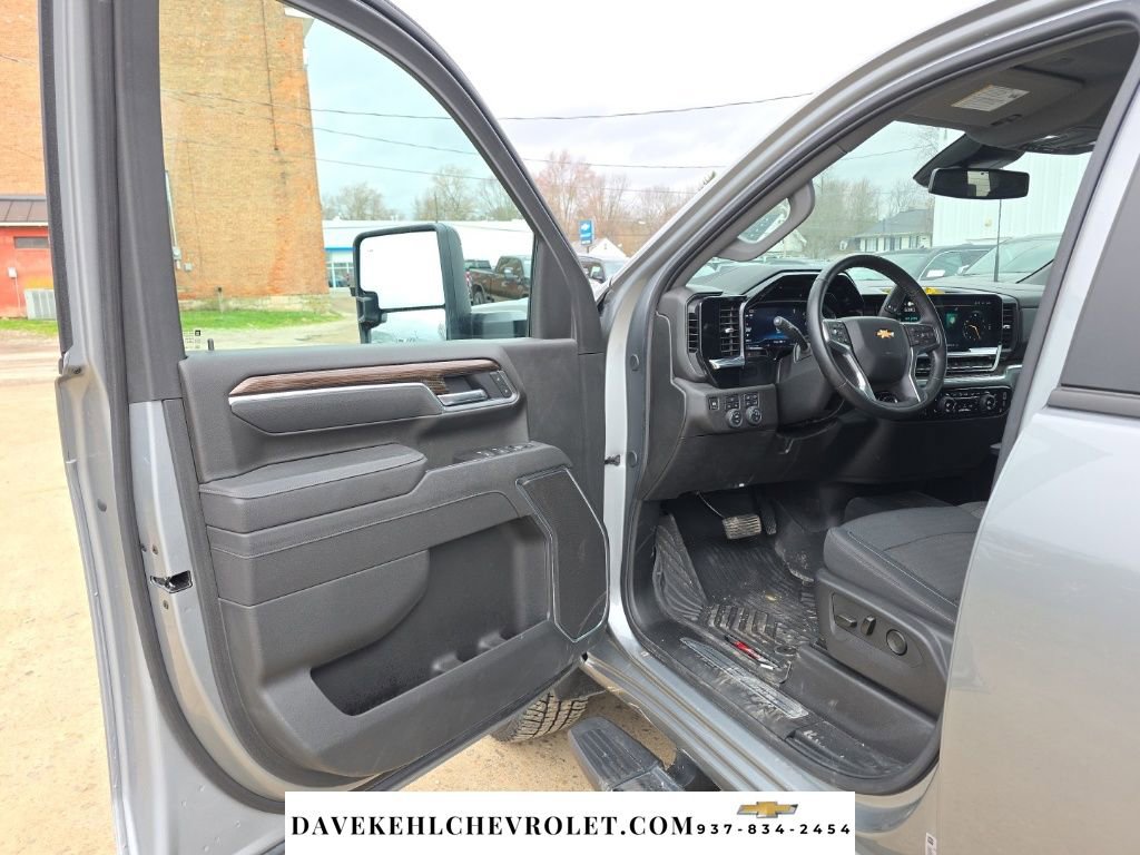 2025 Chevrolet Silverado 2500 LT