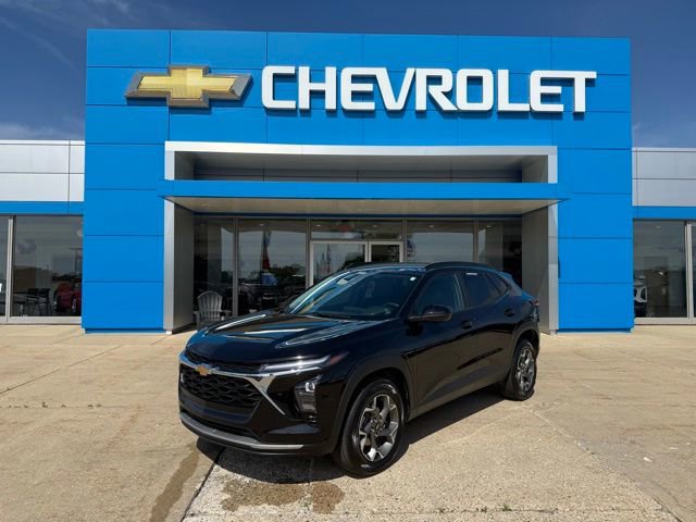 Used 2025 Chevrolet Trax LT w/ Driver Confidence Package
