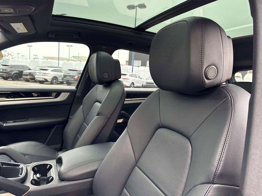 2024 Porsche Cayenne